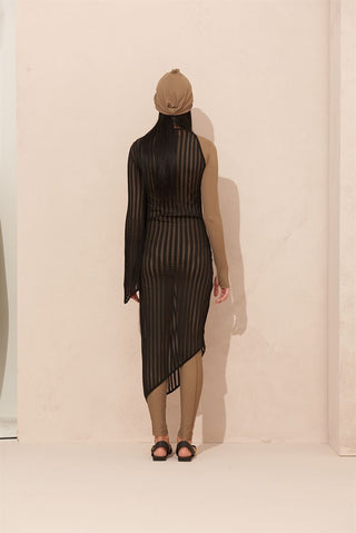 Летнее черное платье с вырезами Daphne