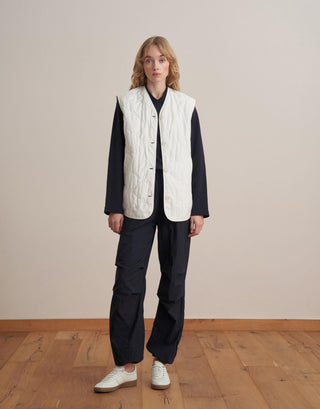 Quilted V-Neck Vest – Ecru