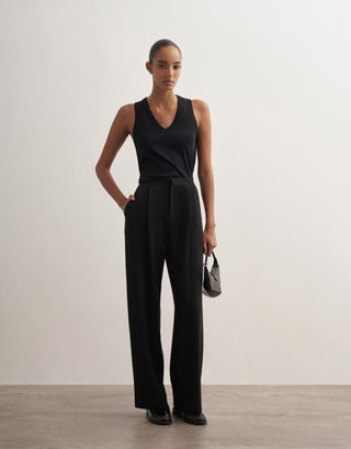 Pleated Wide-Leg Trousers – Black