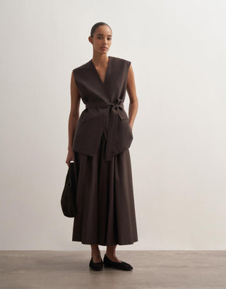 Voluminous Cotton Skirt with Hem Panel – Brown