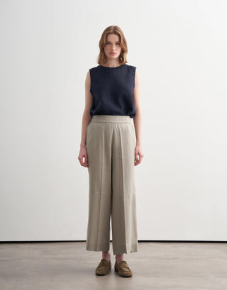 Relaxed Linen Culotte Trousers – Beige
