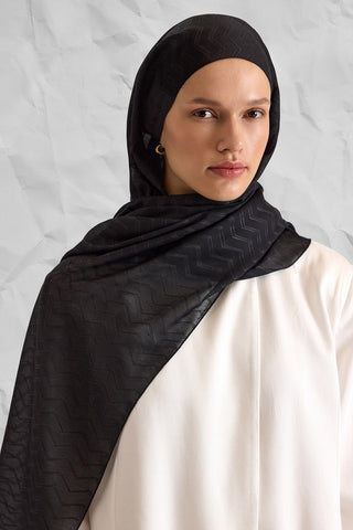 NOA SOFT Zigzag Pattern Shawl – Black