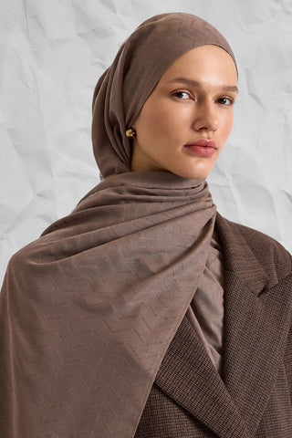 NOA SOFT Zigzag Pattern Shawl – Bitter Chocolate