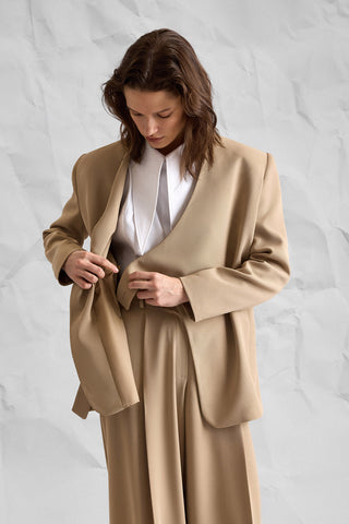 Majesté Atelier No. 09 Tailored Blazer & Wide-Leg Trouser Set - Camel