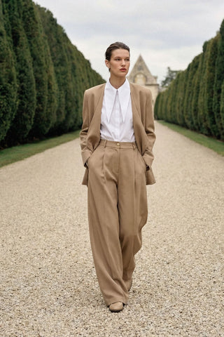 Majesté Atelier No. 09 Tailored Blazer & Wide-Leg Trouser Set - Camel