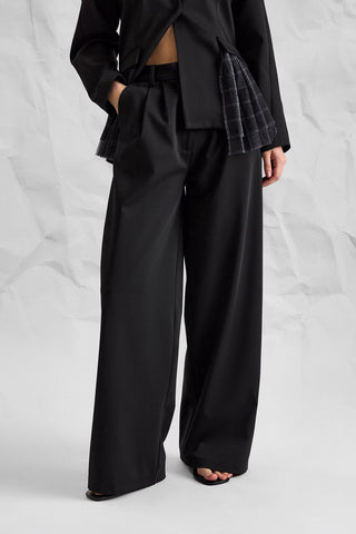 Majesté Atelier No. 11 Tailored Tulle Detail Set - Black
