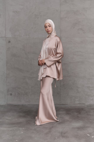 Elegant Blush Beige Two-Piece Kimono Set