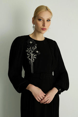 Rozanna Pleated Panel Dress – Black