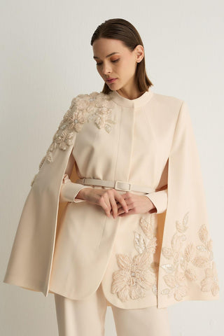 Pure Cape Jacket – Vanilla