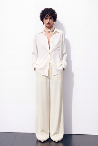 Glide Satinaria Straight Leg Pants
