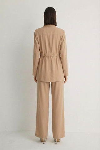 Shon Tailored Set – Camel