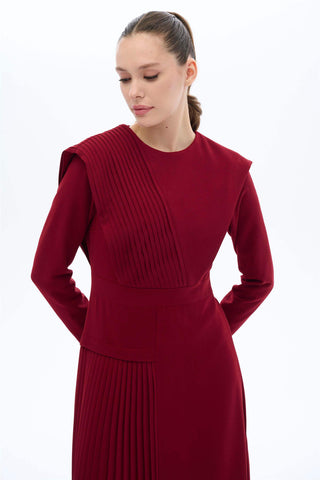 BORDO PİLELİ ELBİSE Bordo