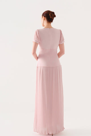 ETEĞİ PİLİSELİ KISA KOLLU ELBİSE Pembe