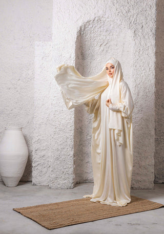 Full Moon Prayer Abaya