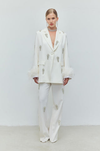 Feather Crown Embellished Set – White