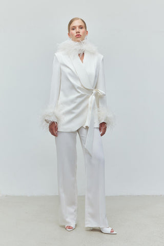 Feather Grace Silk Set – White