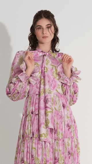 Tiered Gathered Floral Dress – Pink