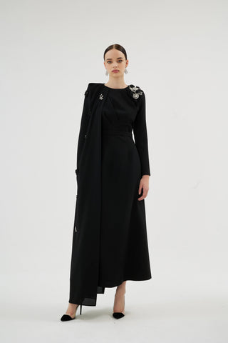 Liliowy Cape Detail Dress – Black