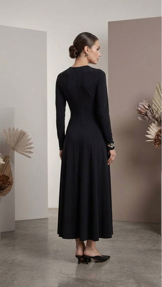 MASAR — Raglan Jersey Dress

Available in Black, Maroon, Dark Blue and Teal Blue
