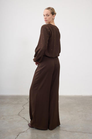 Maya Pleated Wide-Leg Trousers – Brown