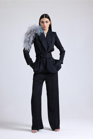 Obsidian Ember Feather-Shoulder Set — Black