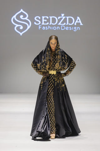 Model 04 The Power of Pain Gown – Black