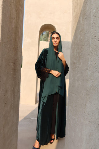 Velvet Lace Abaya – Dark Green