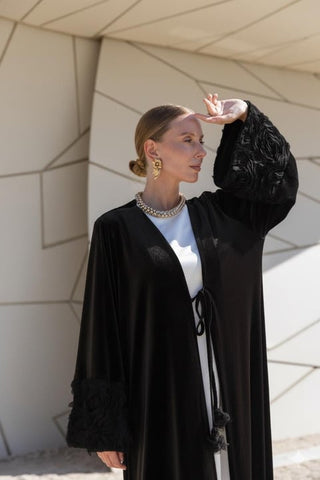 Velvet Rose Abaya – Black