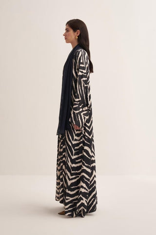 Zebra Print Monochrome Abaya with Matching Navy Scarf